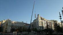 Dismantling tower crane Plaza Espaa (Zaragoza, Spain)